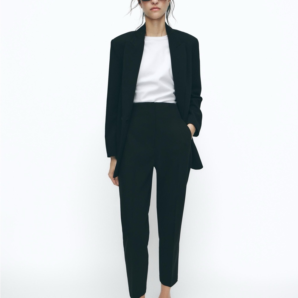 Zara Classic Black Women's high waisted Pants